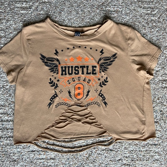 Windsor Hustle Crop Top - Picture 7 of 7